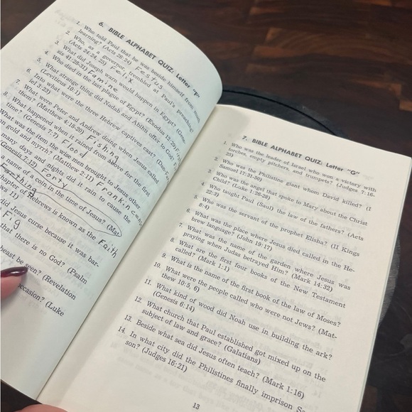 Old Vintage “Quickie Quizzes” from the Bible - Picture 4 of 5